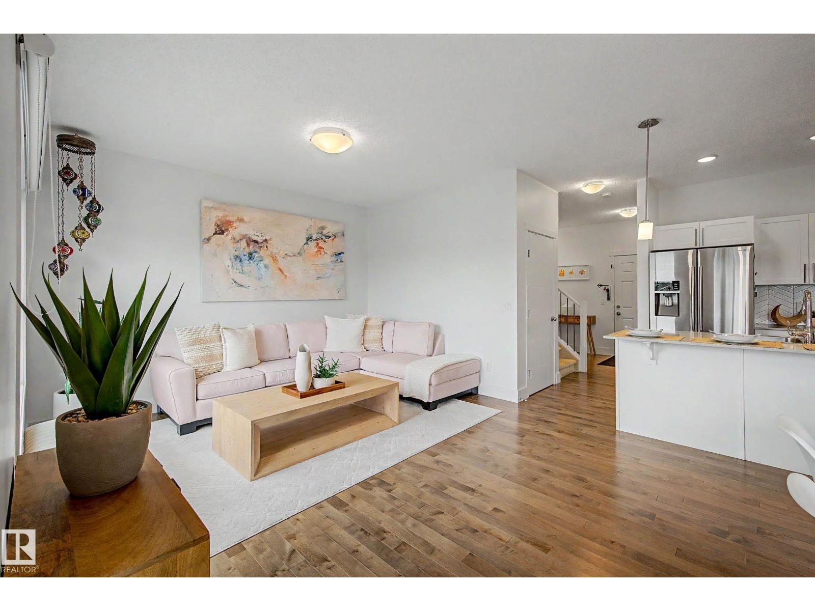 12120 177 AV NW - 5