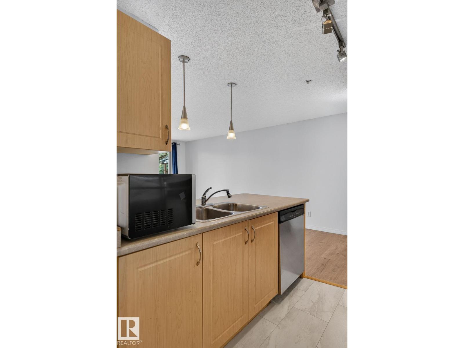 #217 13908 136 ST NW - 14
