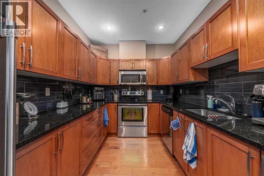 #207 1899 45 Street NW - 8