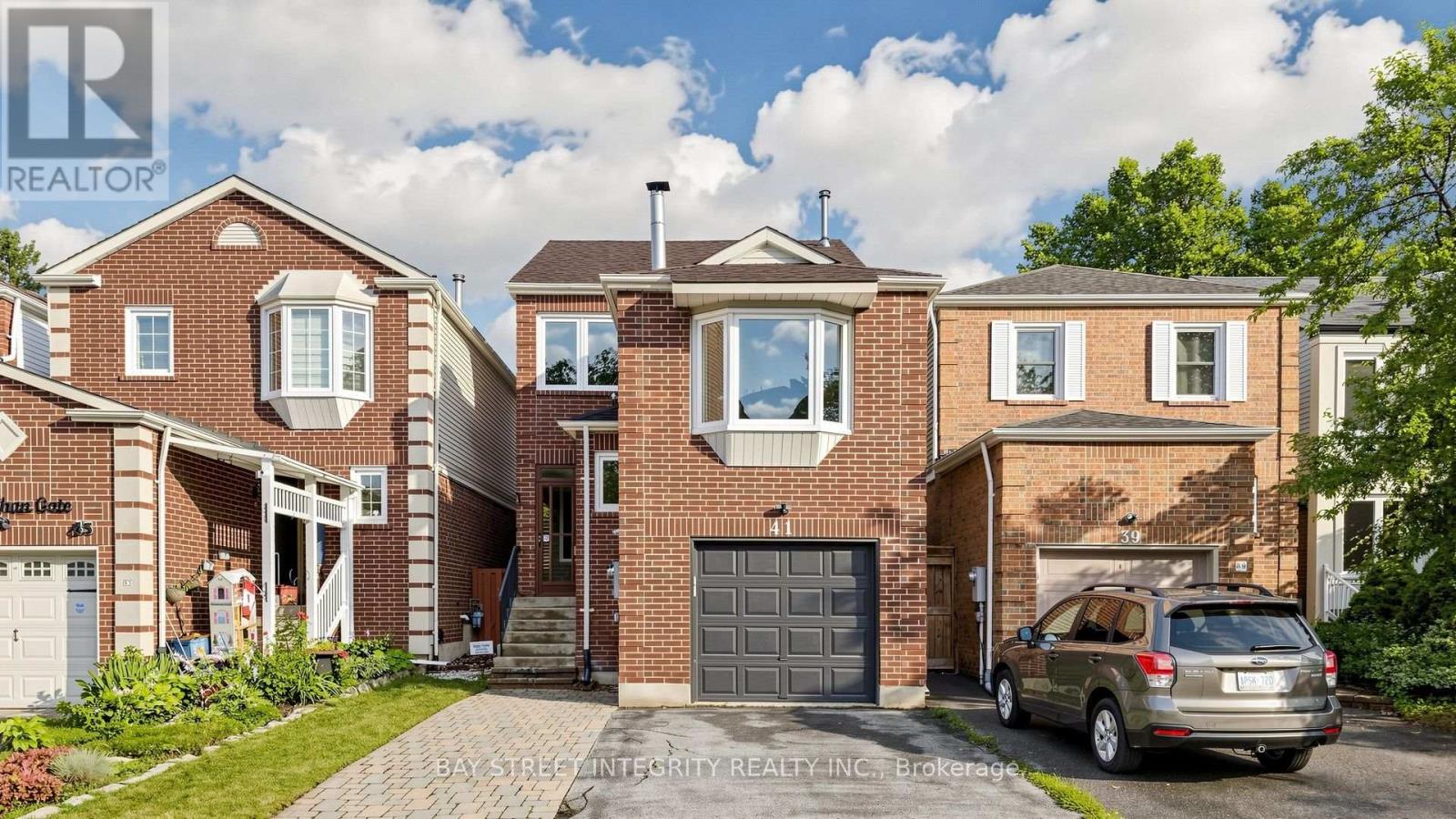 41 JONATHAN GATE - 1
