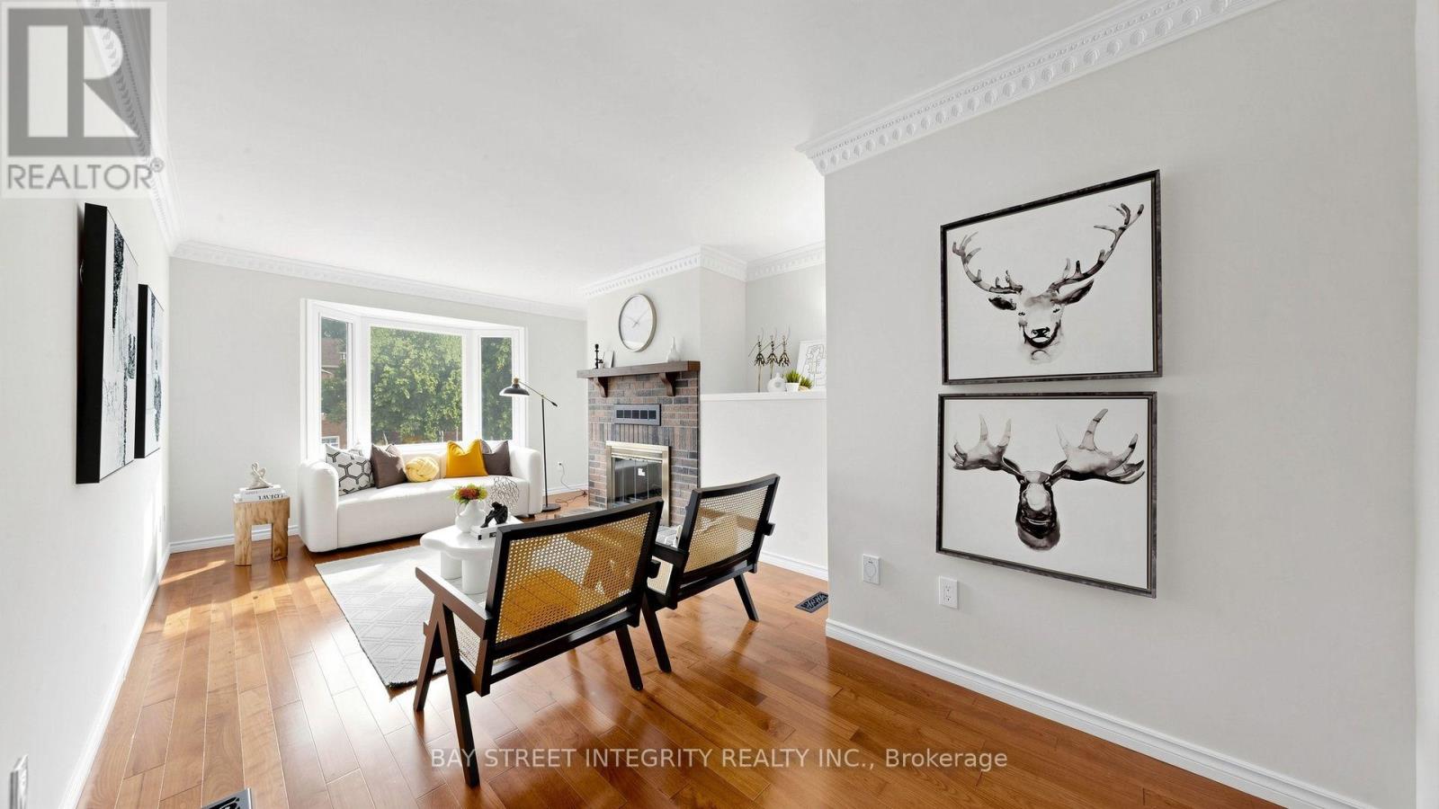 41 JONATHAN GATE - 23