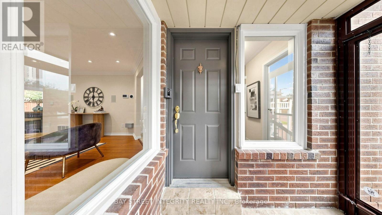 41 JONATHAN GATE - 3