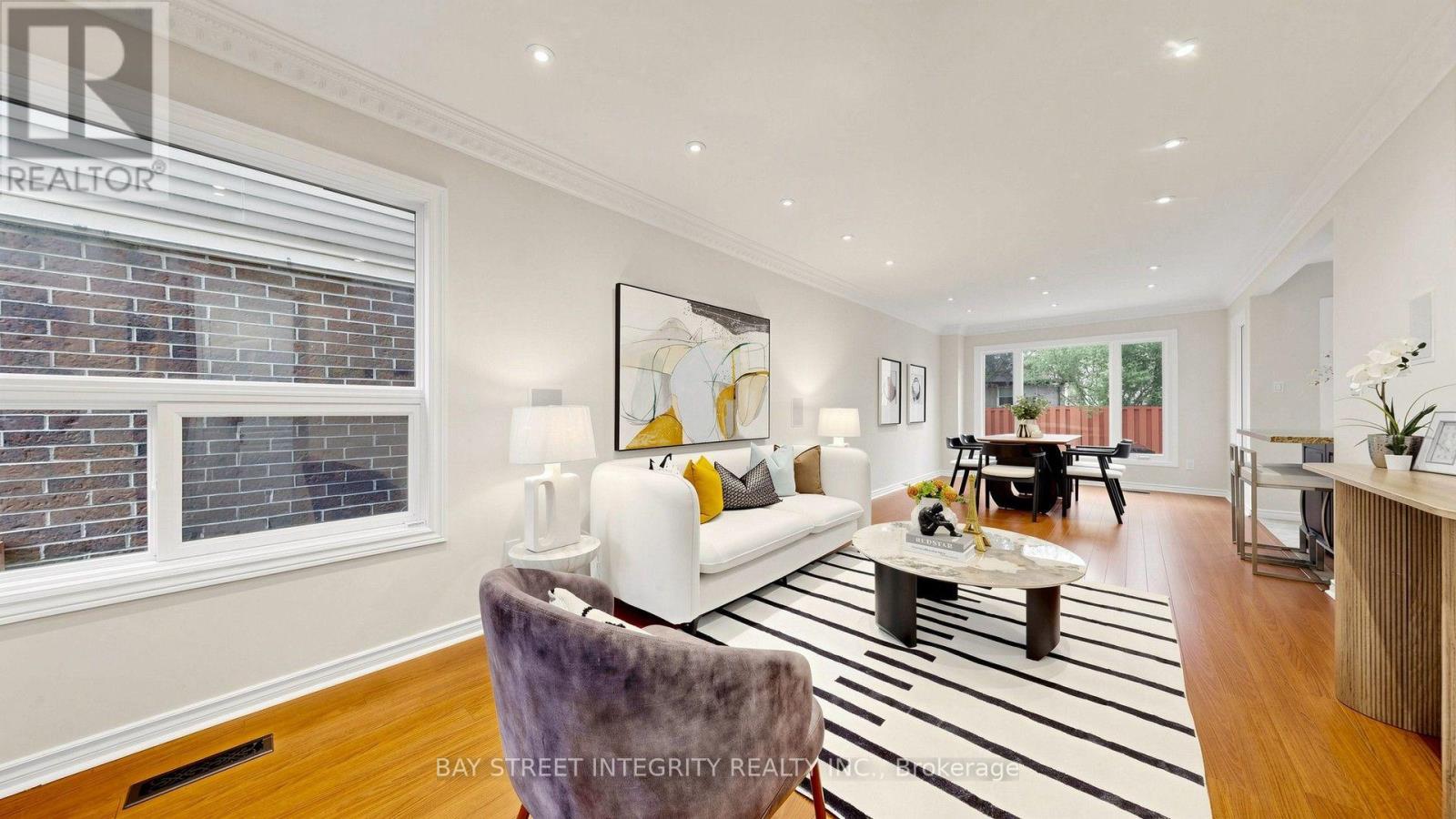 41 JONATHAN GATE - 7