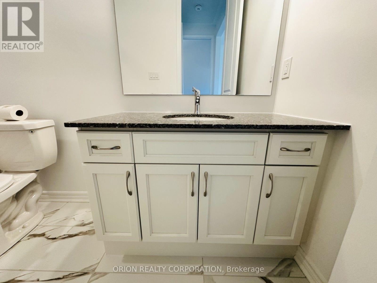 694 SARGEANT PLACE - Image 6