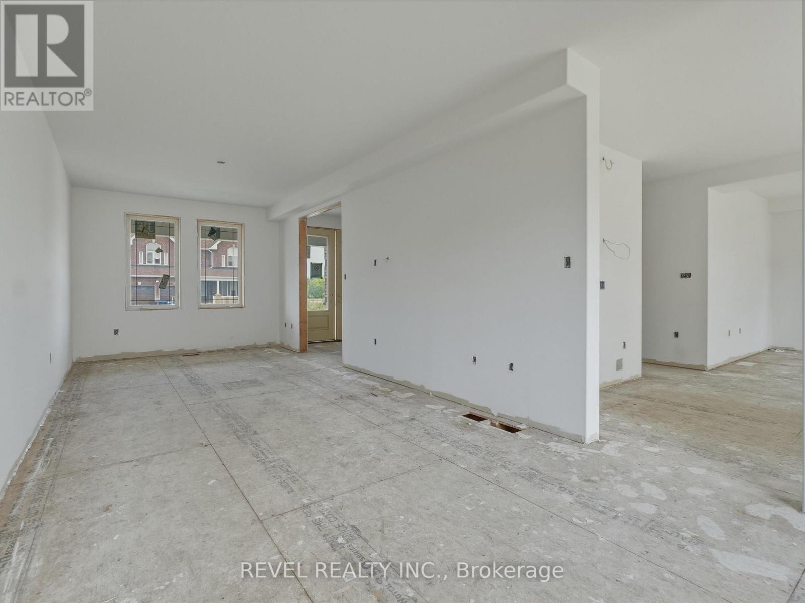 61 WOOD CRESCENT - 15