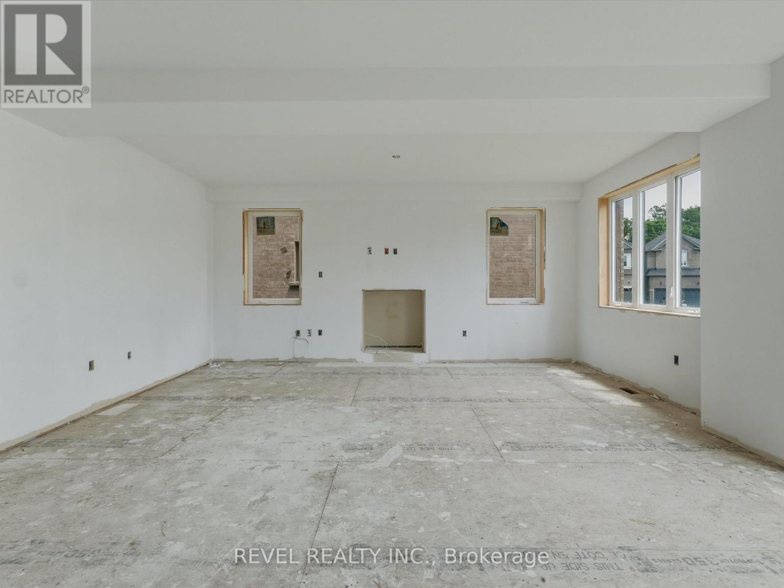 61 WOOD CRESCENT - 17