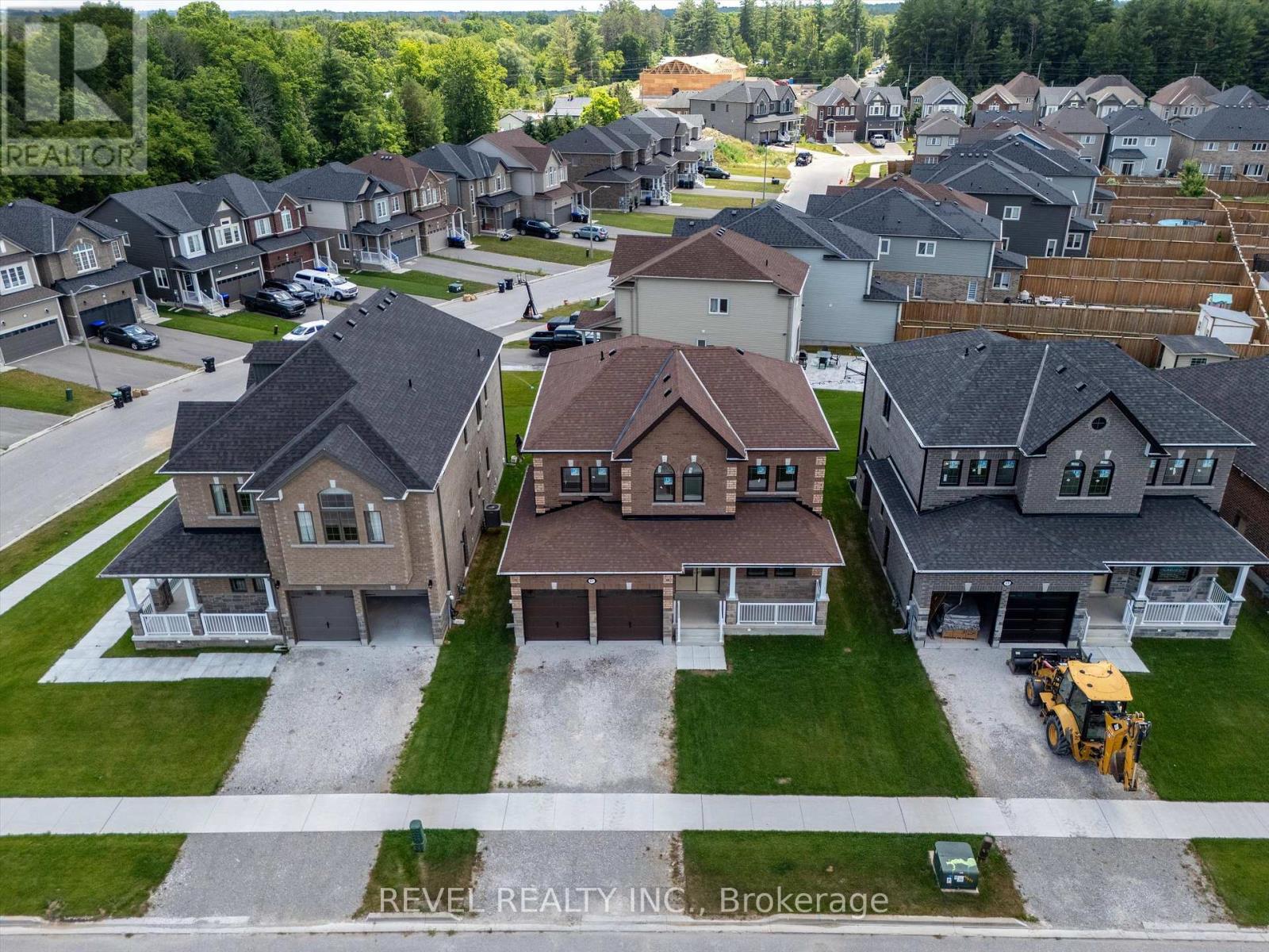 61 WOOD CRESCENT - 5