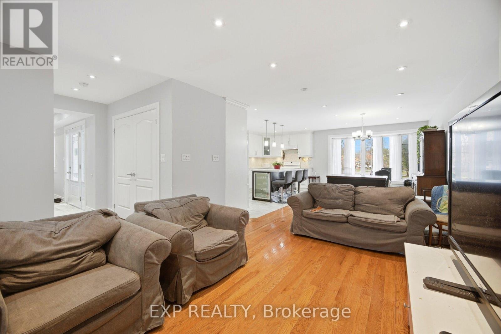 274 DEMAINE CRESCENT - 8