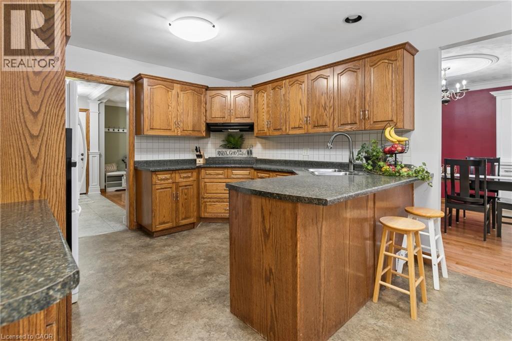 7323 SIDEROAD 15 - Image 13