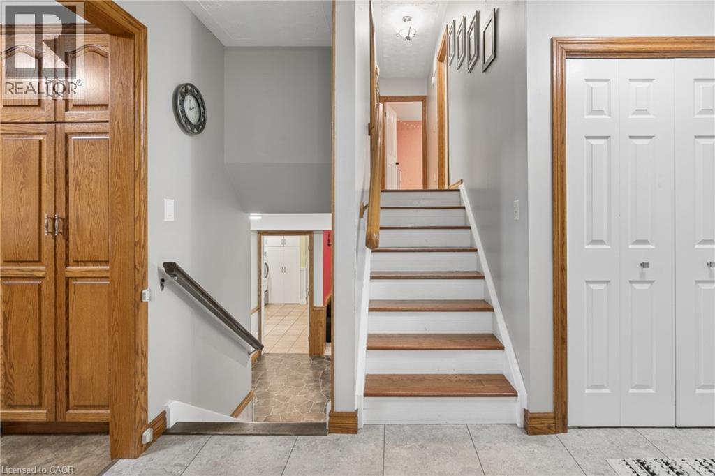 7323 SIDEROAD 15 - Image 16