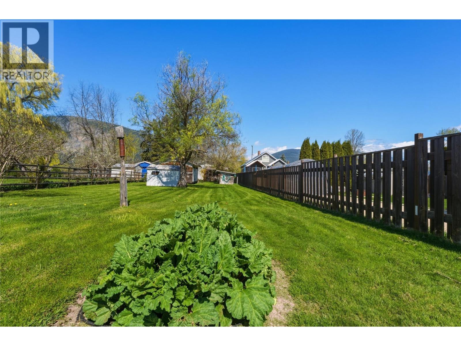 4760 Canoe Beach Drive Drive NE - 4