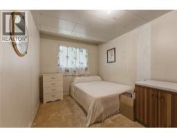 4760 Canoe Beach Drive Drive Ne, Salmon Arm, BC V0E1K0 Photo 11
