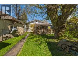 4760 Canoe Beach Drive Drive Ne, Salmon Arm, BC V0E1K0 Photo 18