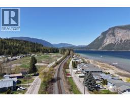 4760 Canoe Beach Drive Drive Ne, Salmon Arm, BC V0E1K0 Photo 26