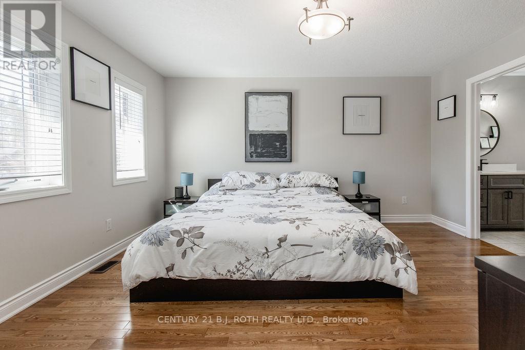 12 LLOYD COOK DRIVE E - 19