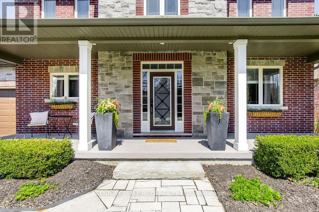12 LLOYD COOK DRIVE E - 3