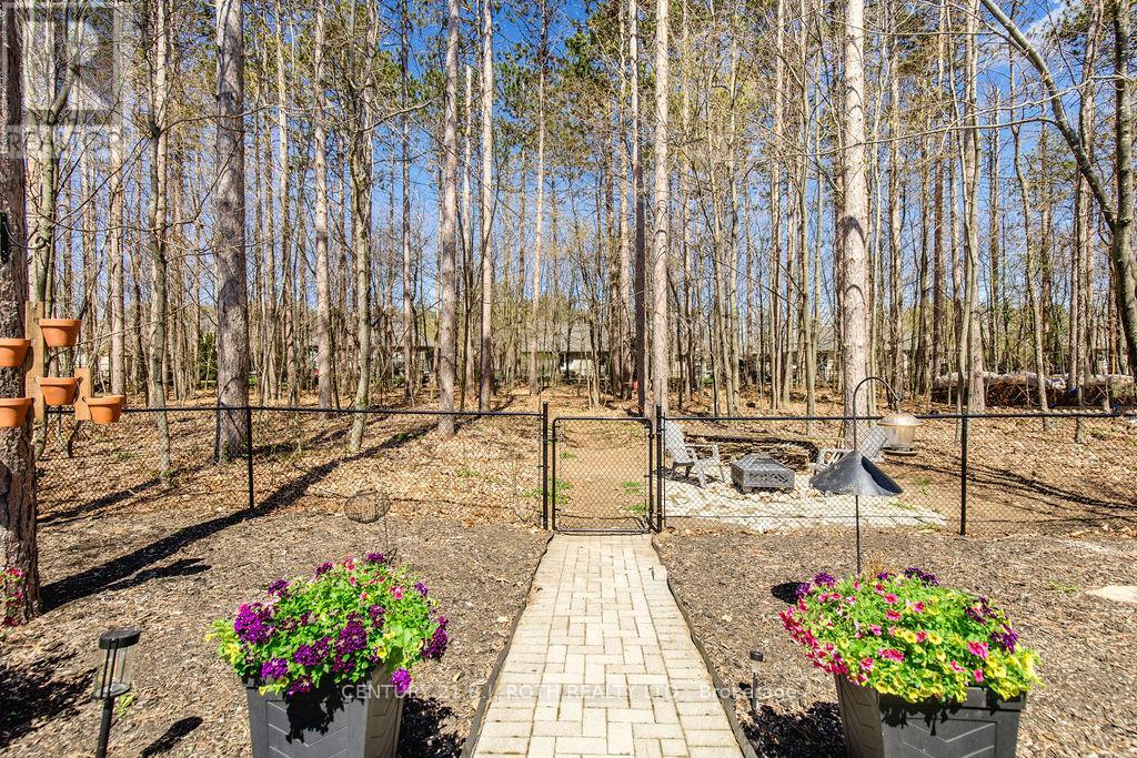 12 LLOYD COOK DRIVE E - 42