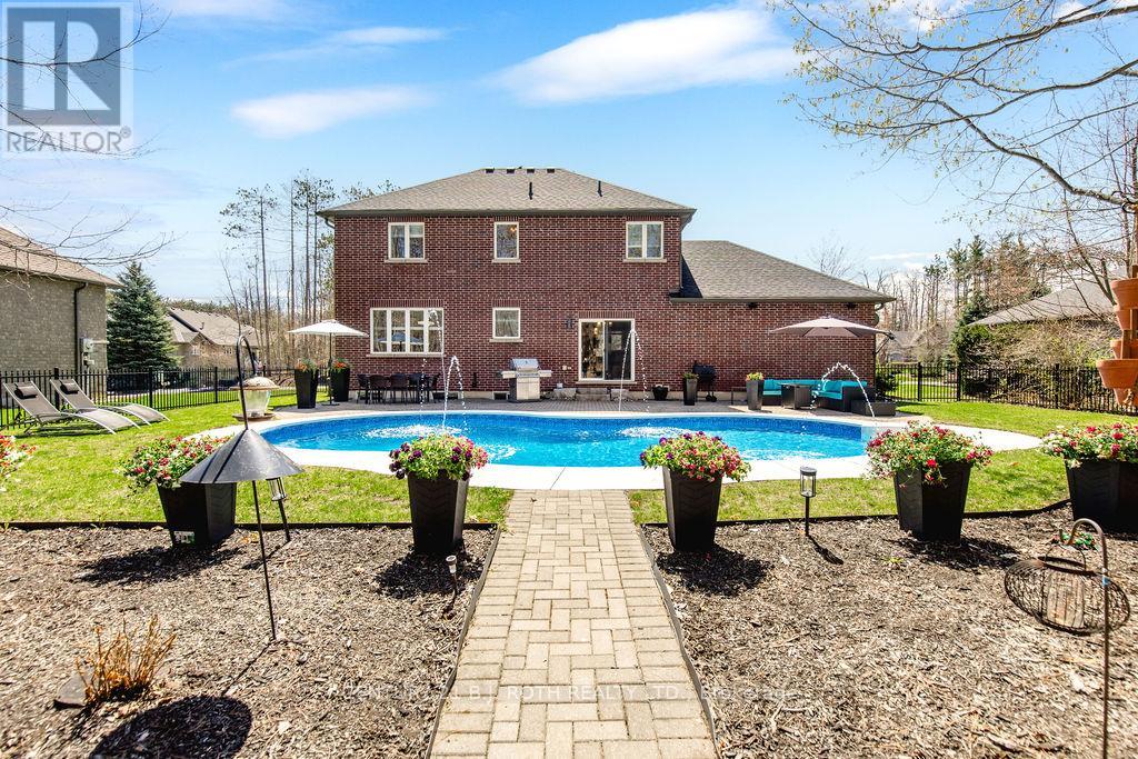 12 LLOYD COOK DRIVE E - 44