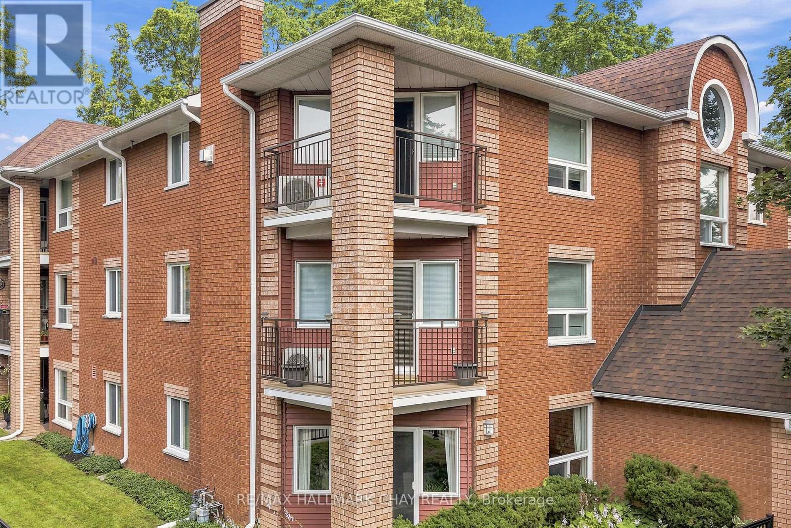 #201 131 CLAPPERTON STREET - 22