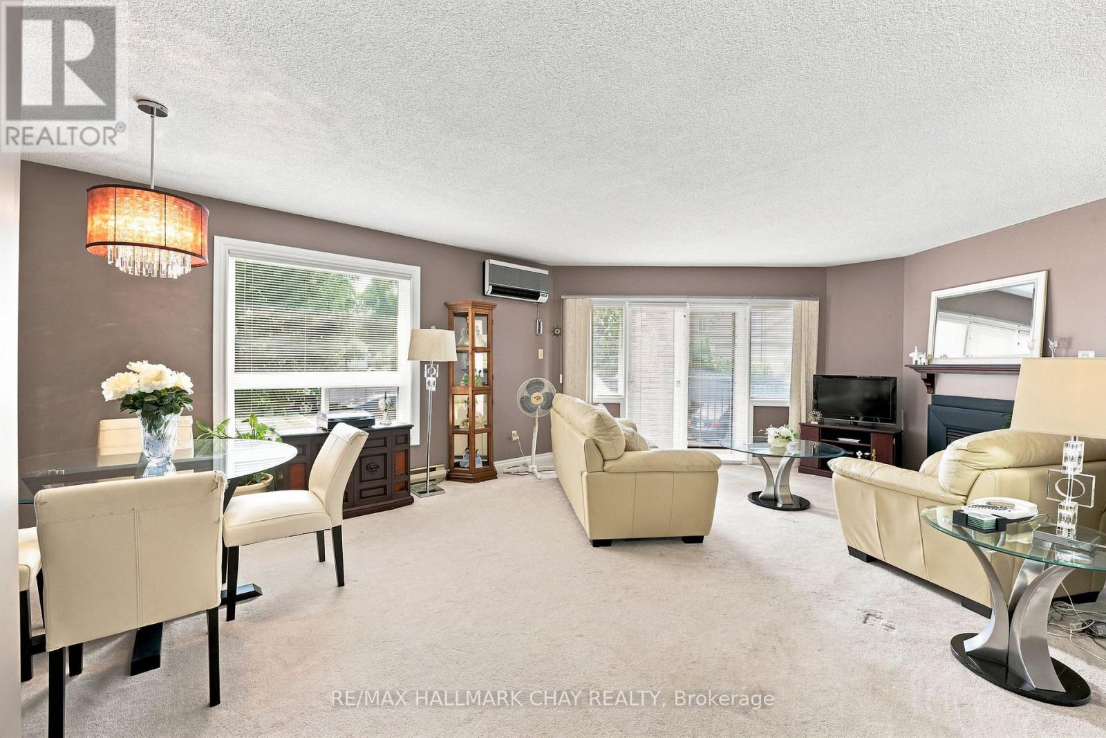 #201 131 CLAPPERTON STREET - 5