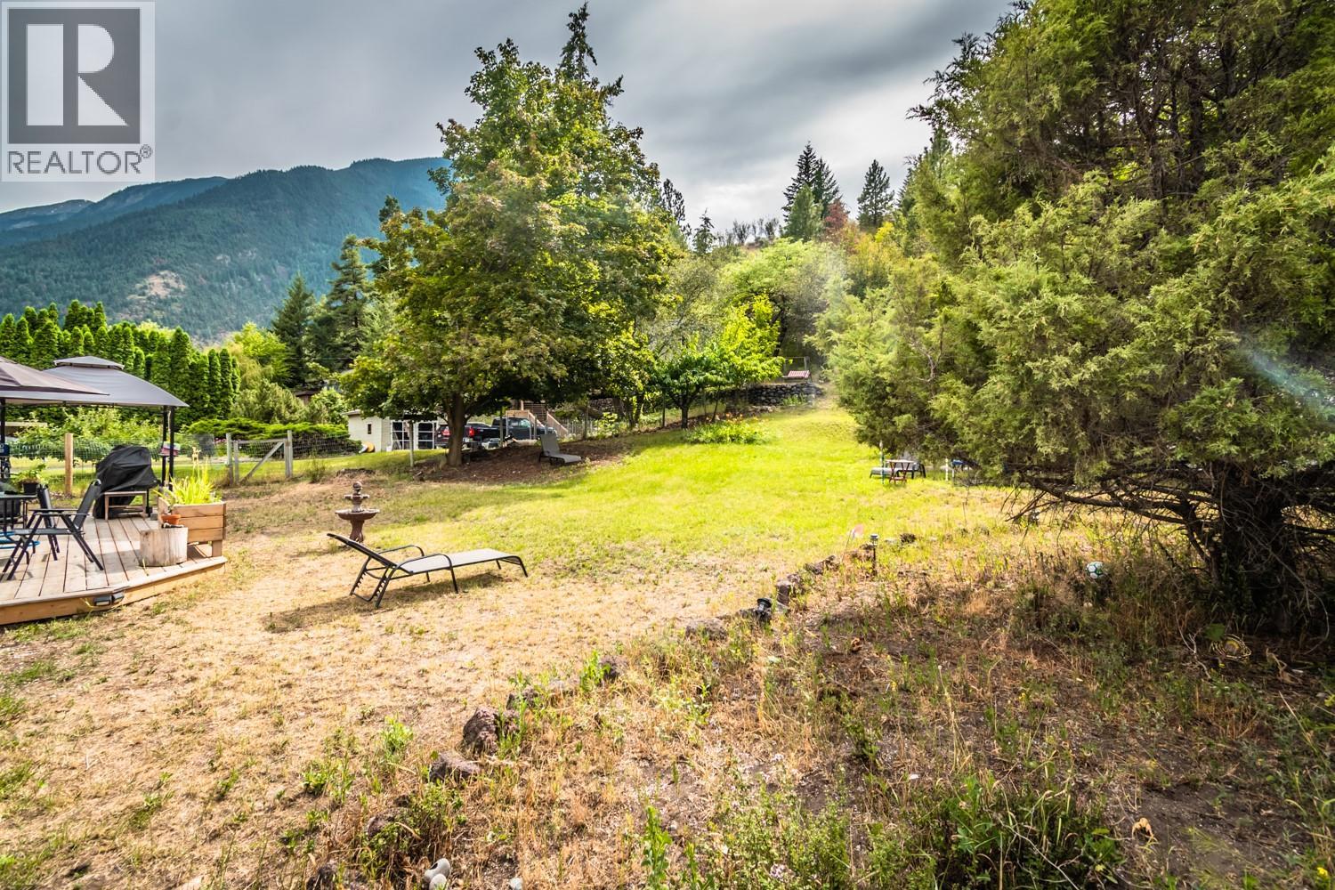 1607 PINEGROVE Street - 45