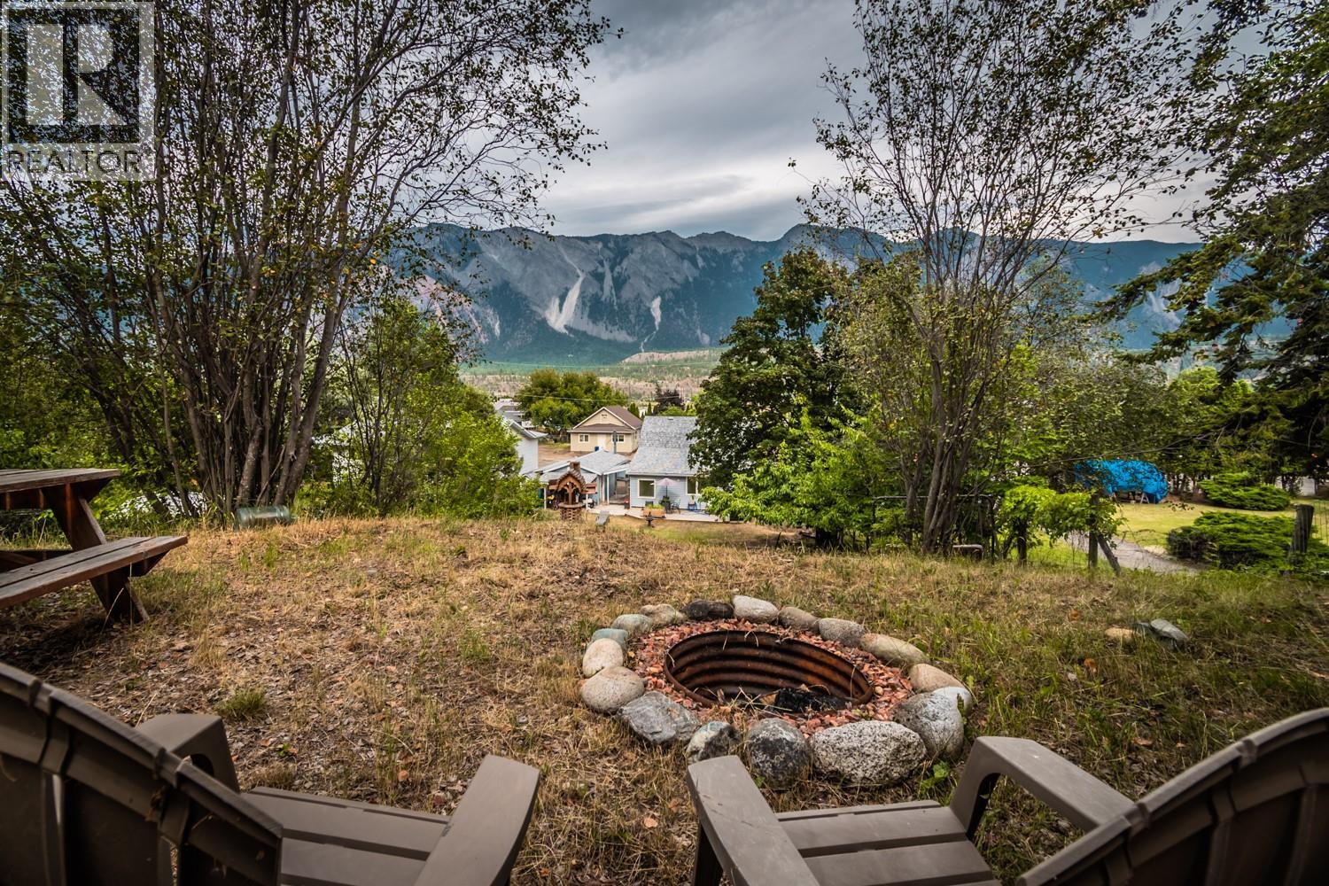 1607 PINEGROVE Street - 47