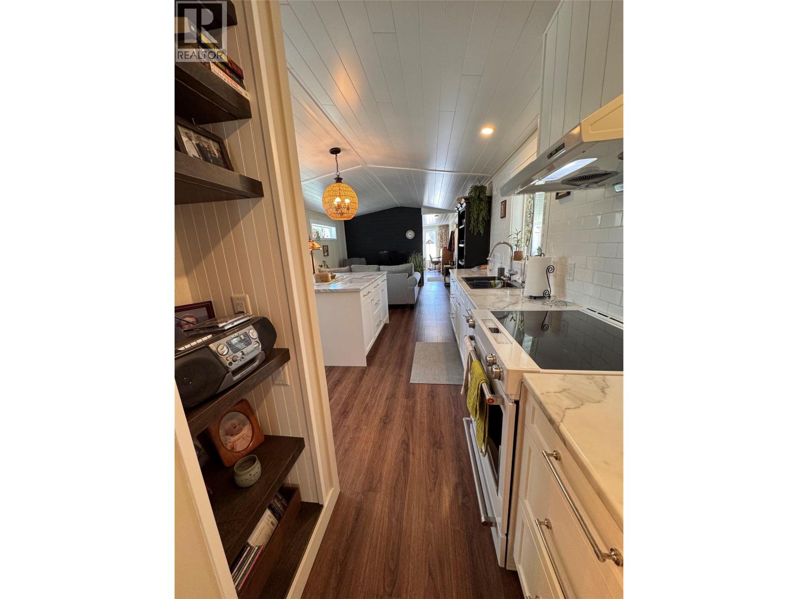 #12 7225 Boundary Drive - 19