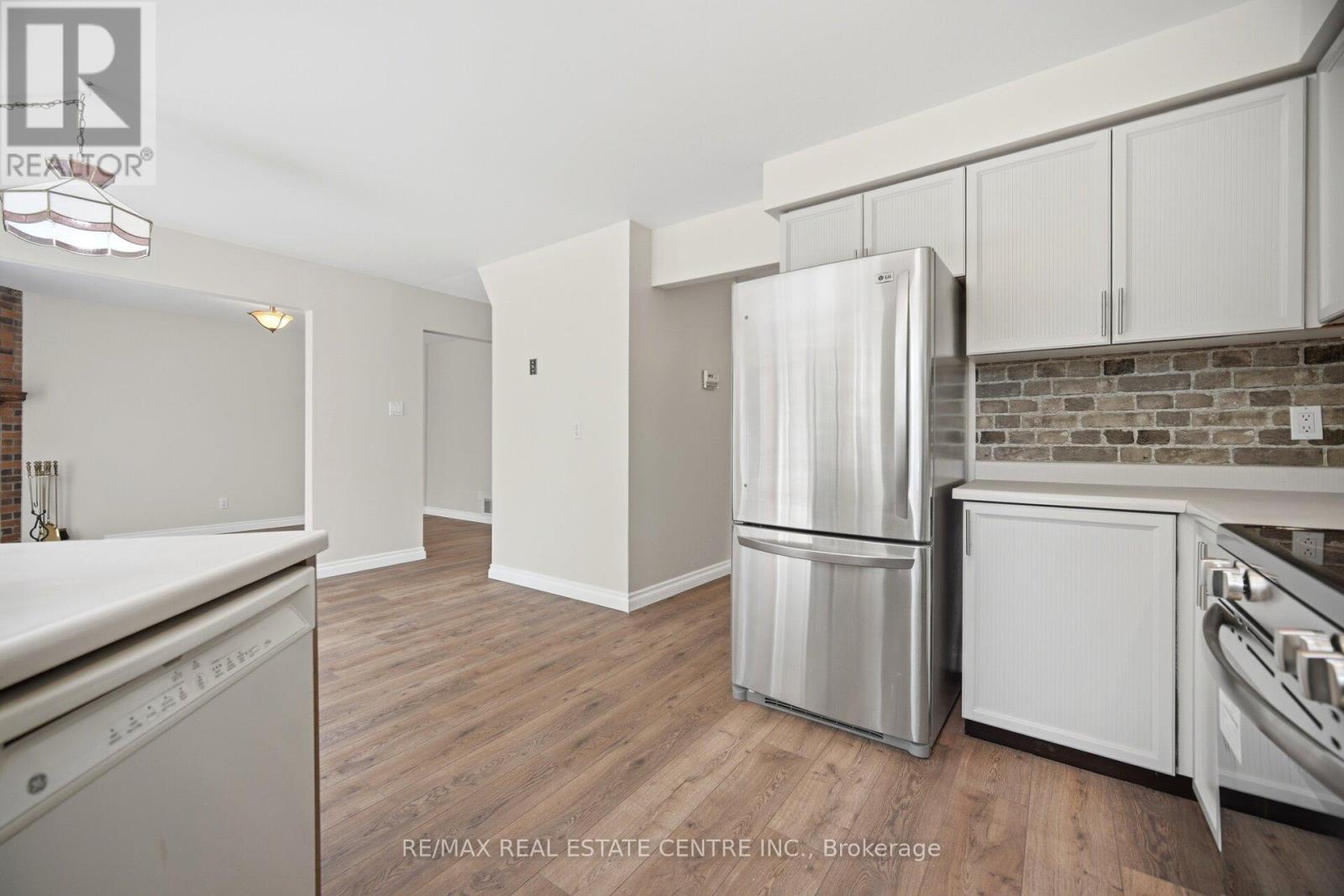 3550 COPERNICUS DRIVE - 15