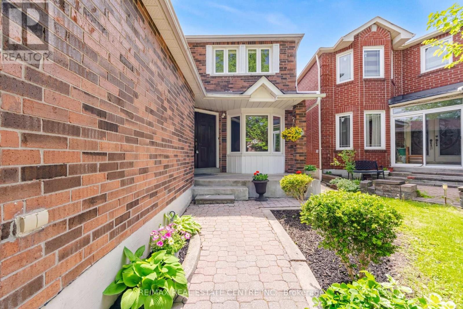 3550 COPERNICUS DRIVE - 4