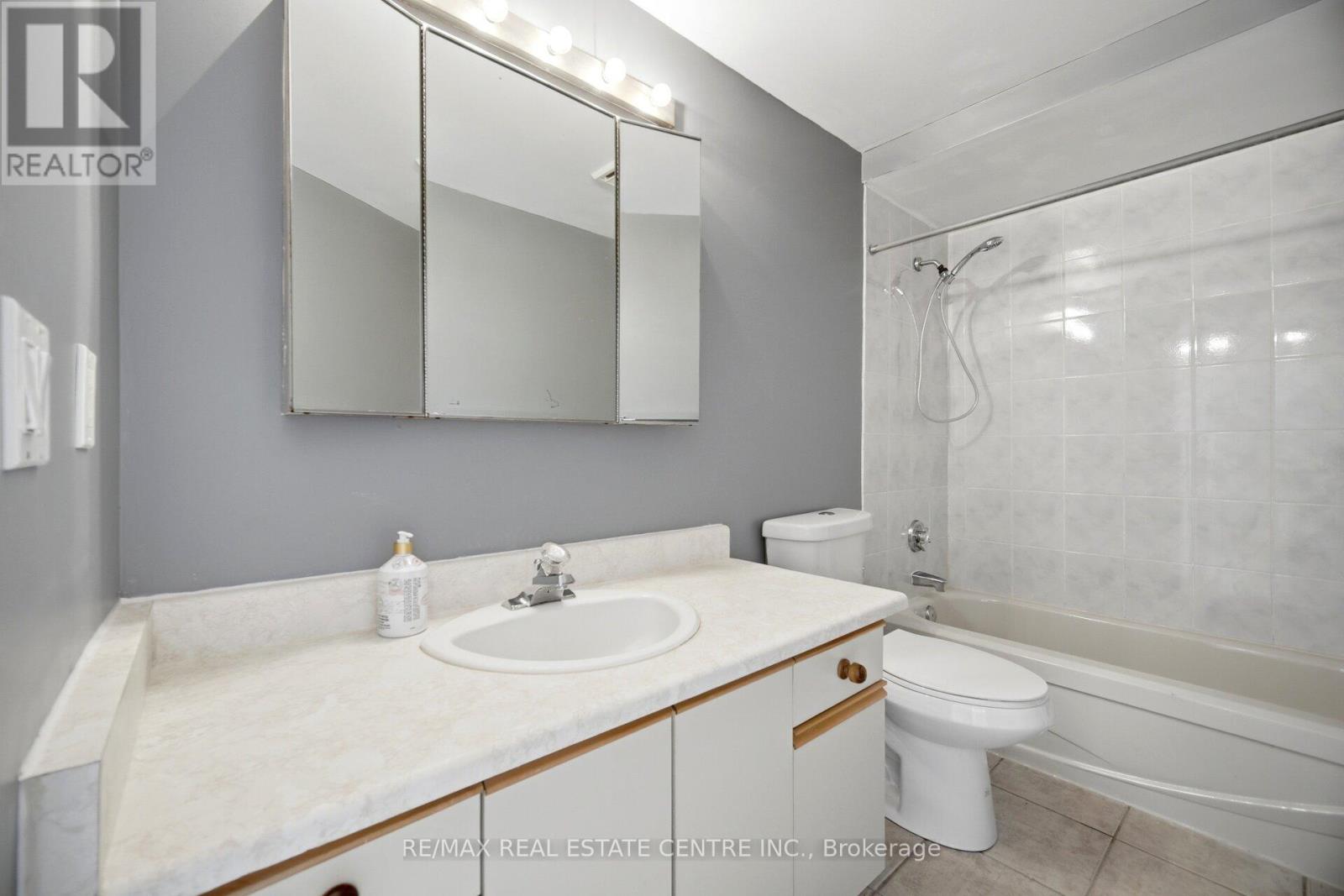 3550 COPERNICUS DRIVE - 40
