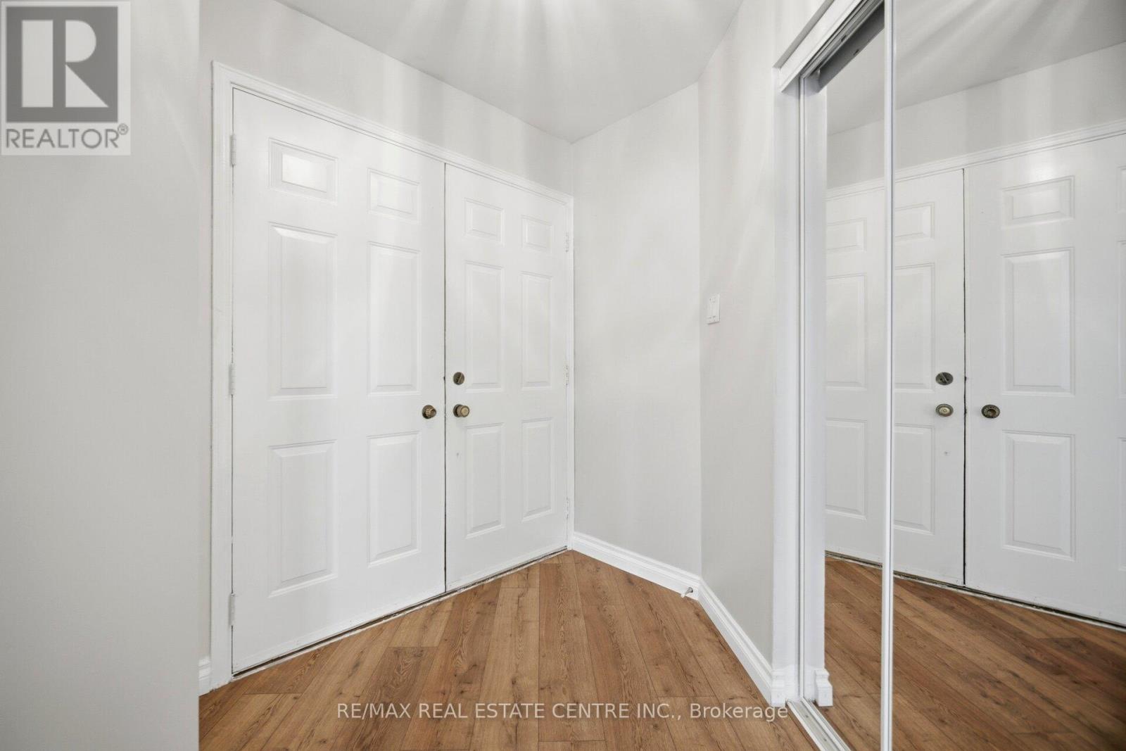 3550 COPERNICUS DRIVE - 6