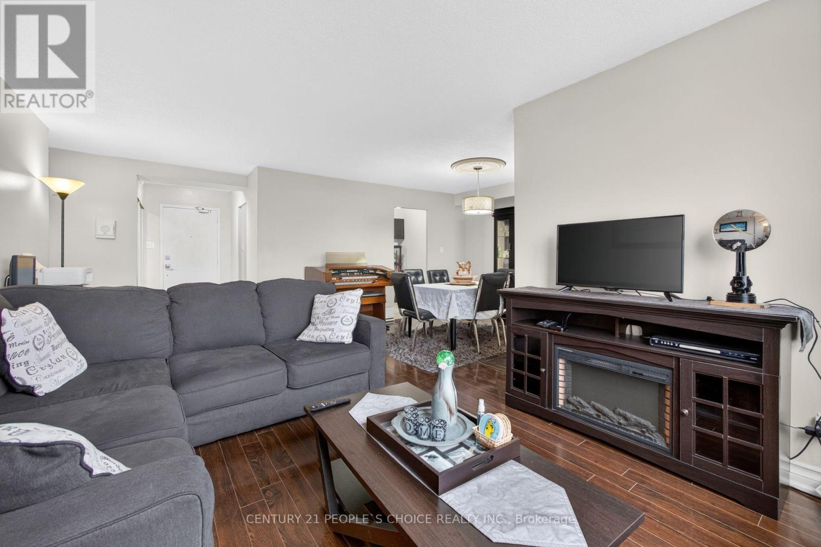 #814 2825 ISLINGTON AVENUE - 12