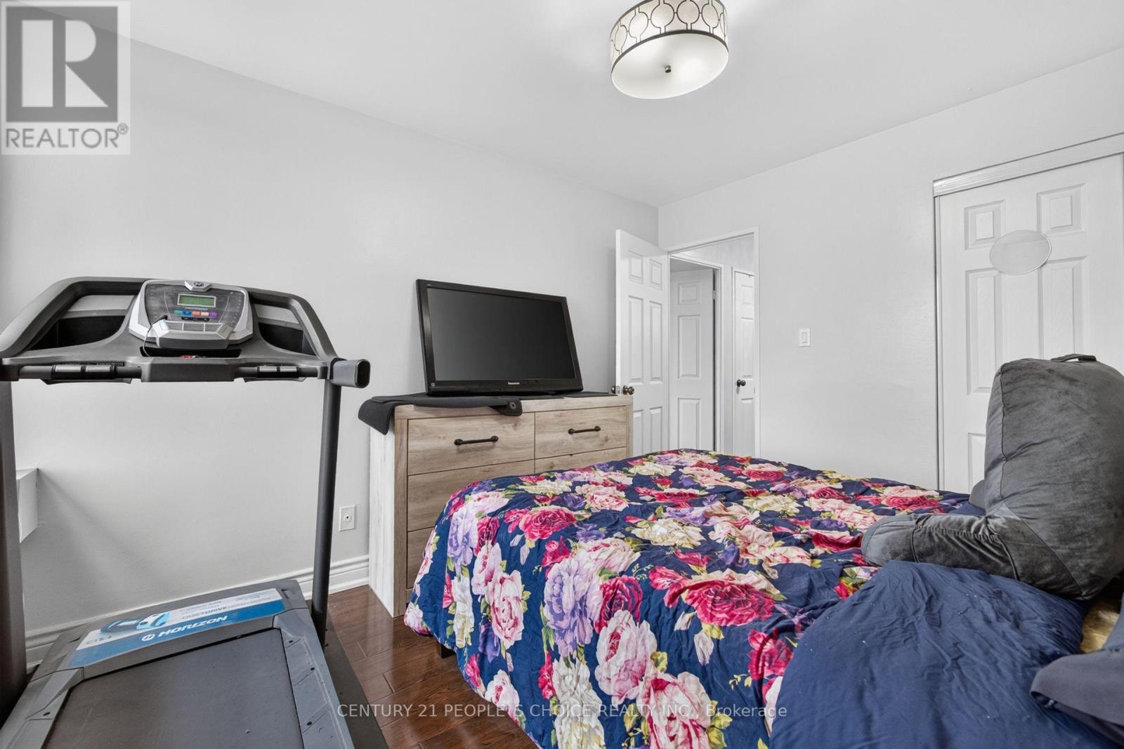 #814 2825 ISLINGTON AVENUE - 29