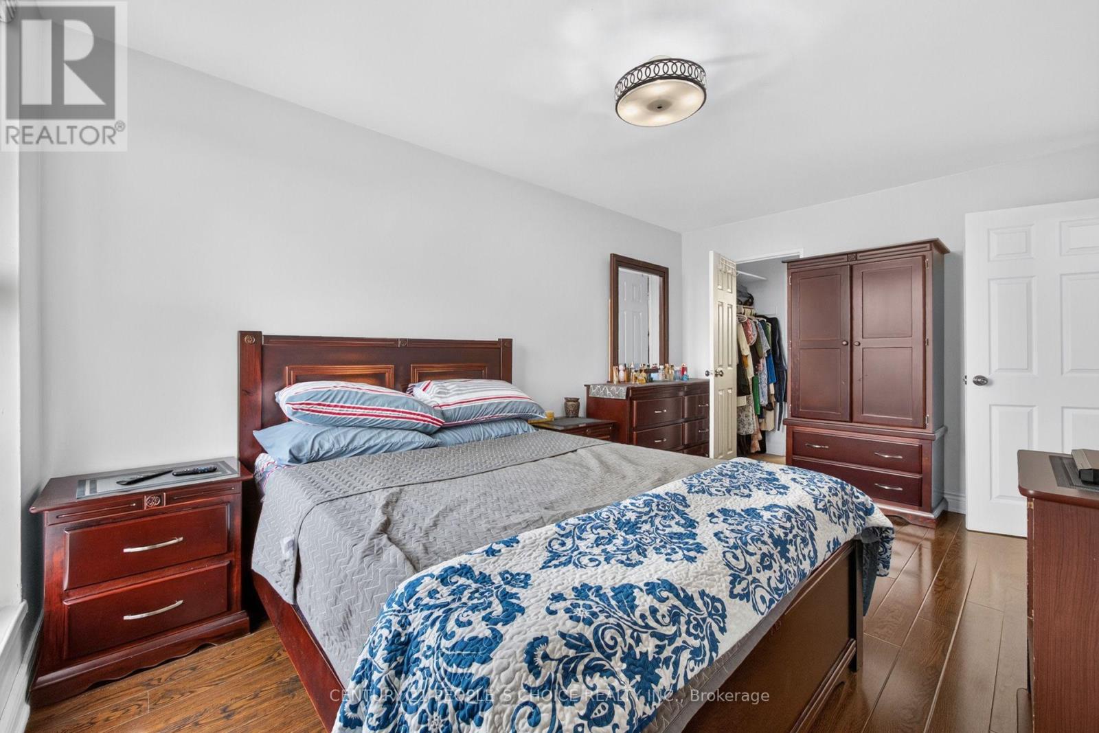 #814 2825 ISLINGTON AVENUE - 34