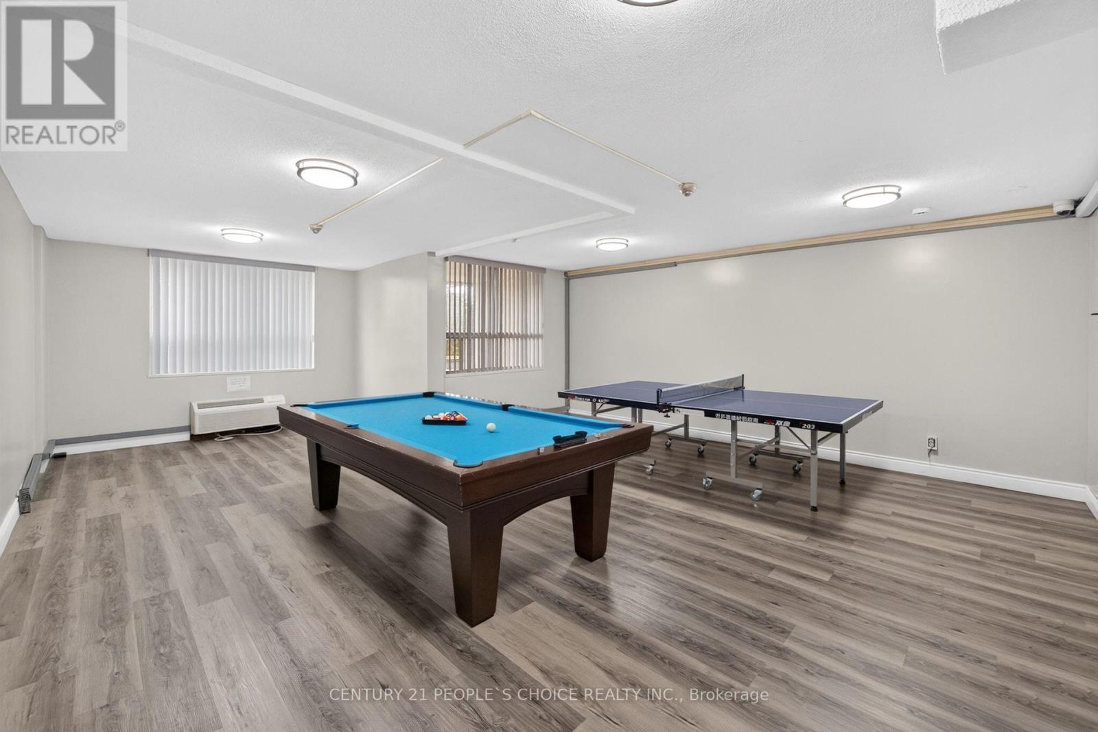 #814 2825 ISLINGTON AVENUE - 44