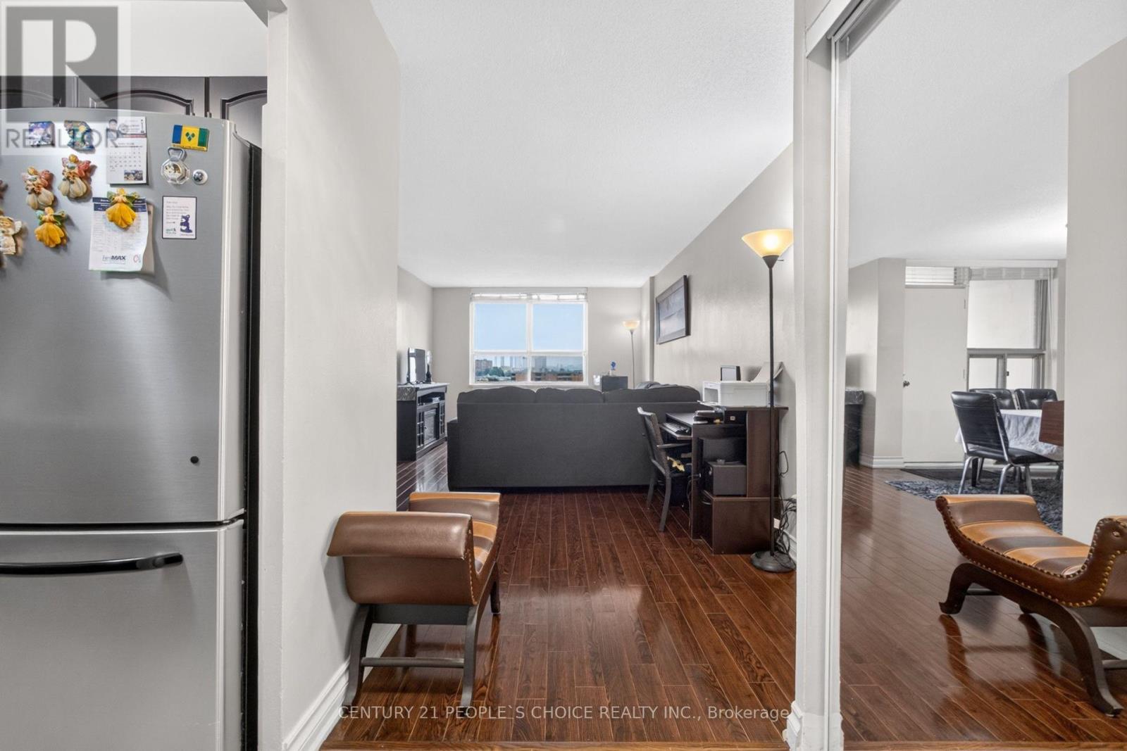 #814 2825 ISLINGTON AVENUE - 5