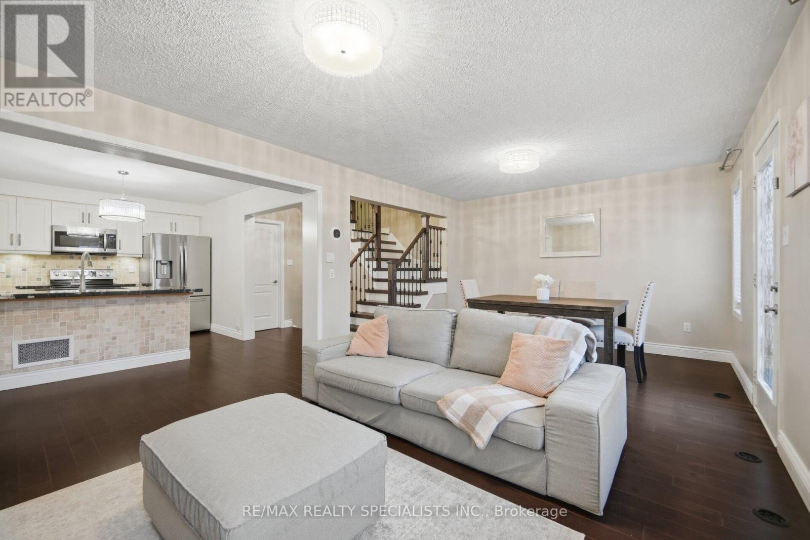 932 SPRAGUE PLACE - 18