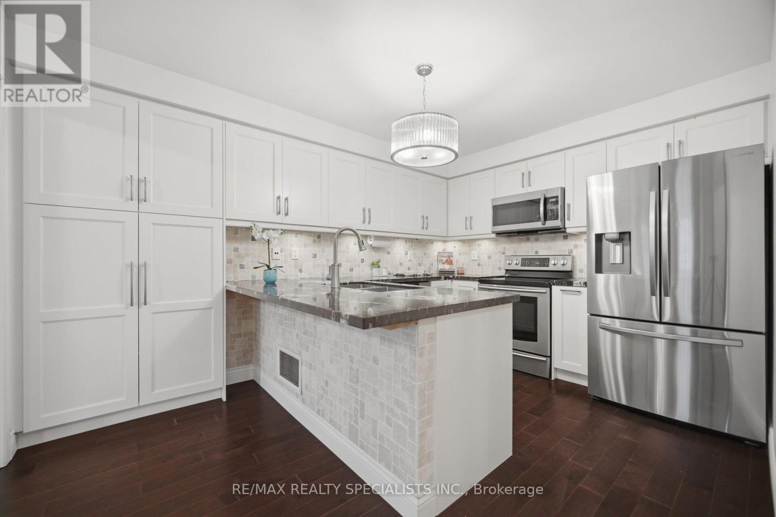 932 SPRAGUE PLACE - 20