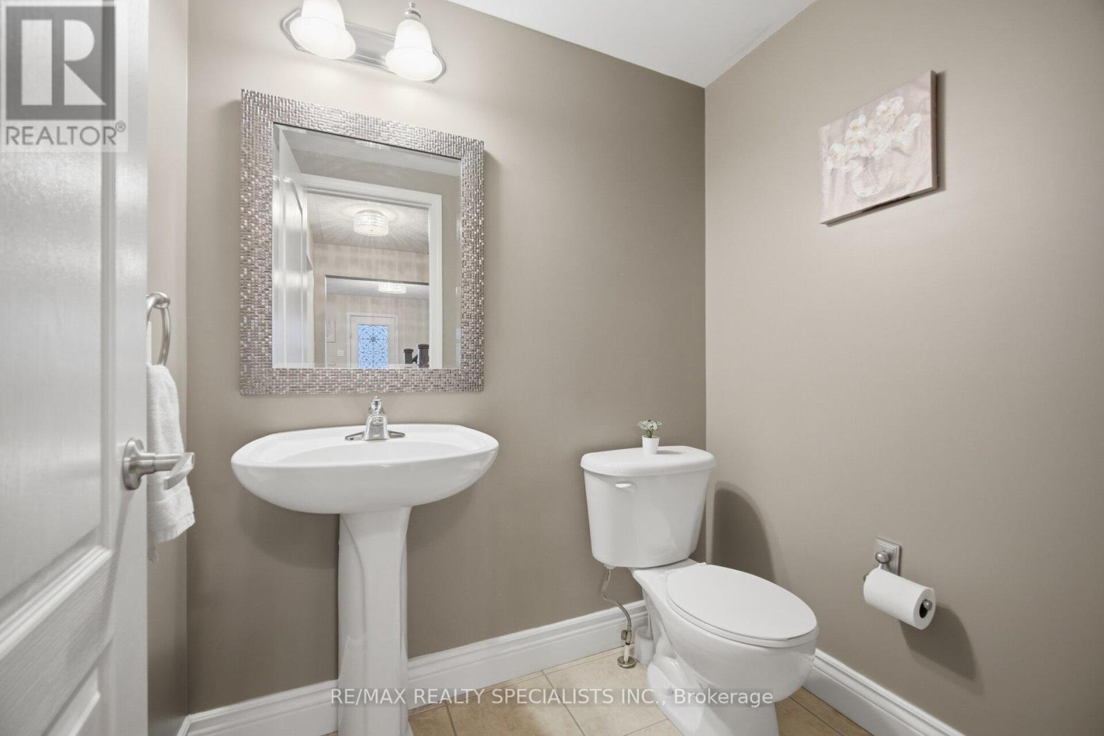 932 SPRAGUE PLACE - 24