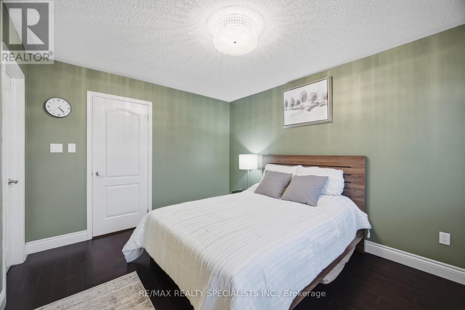 932 SPRAGUE PLACE - 29