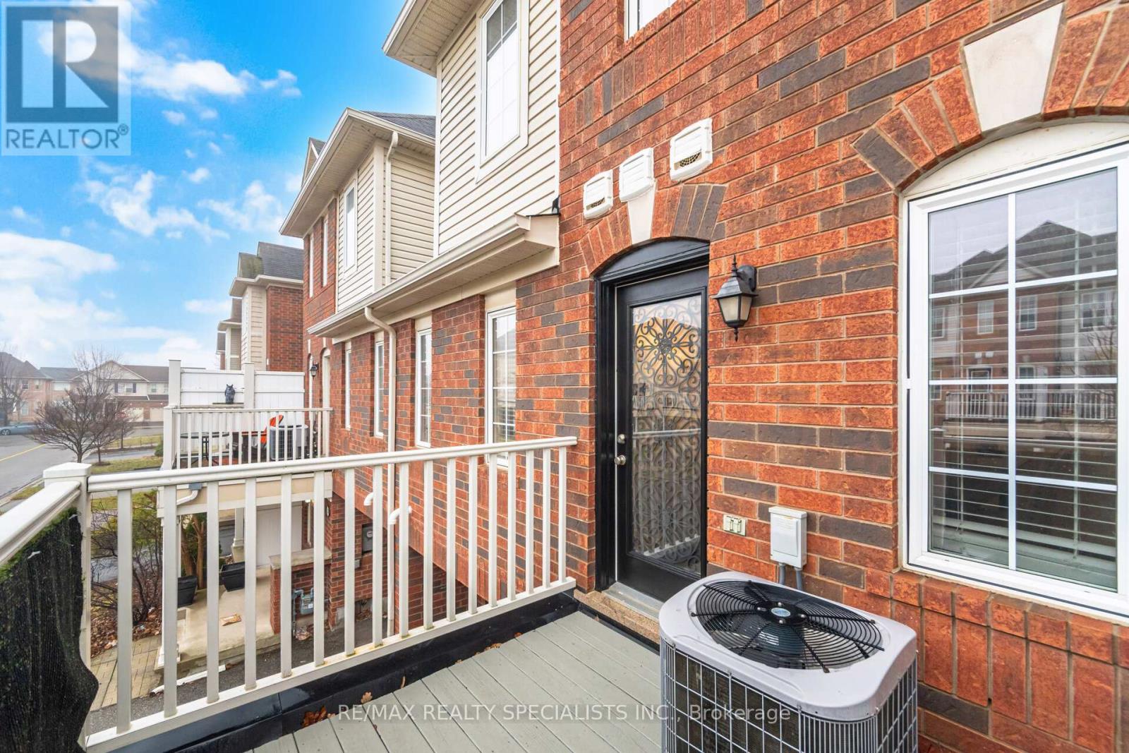 932 SPRAGUE PLACE - 46