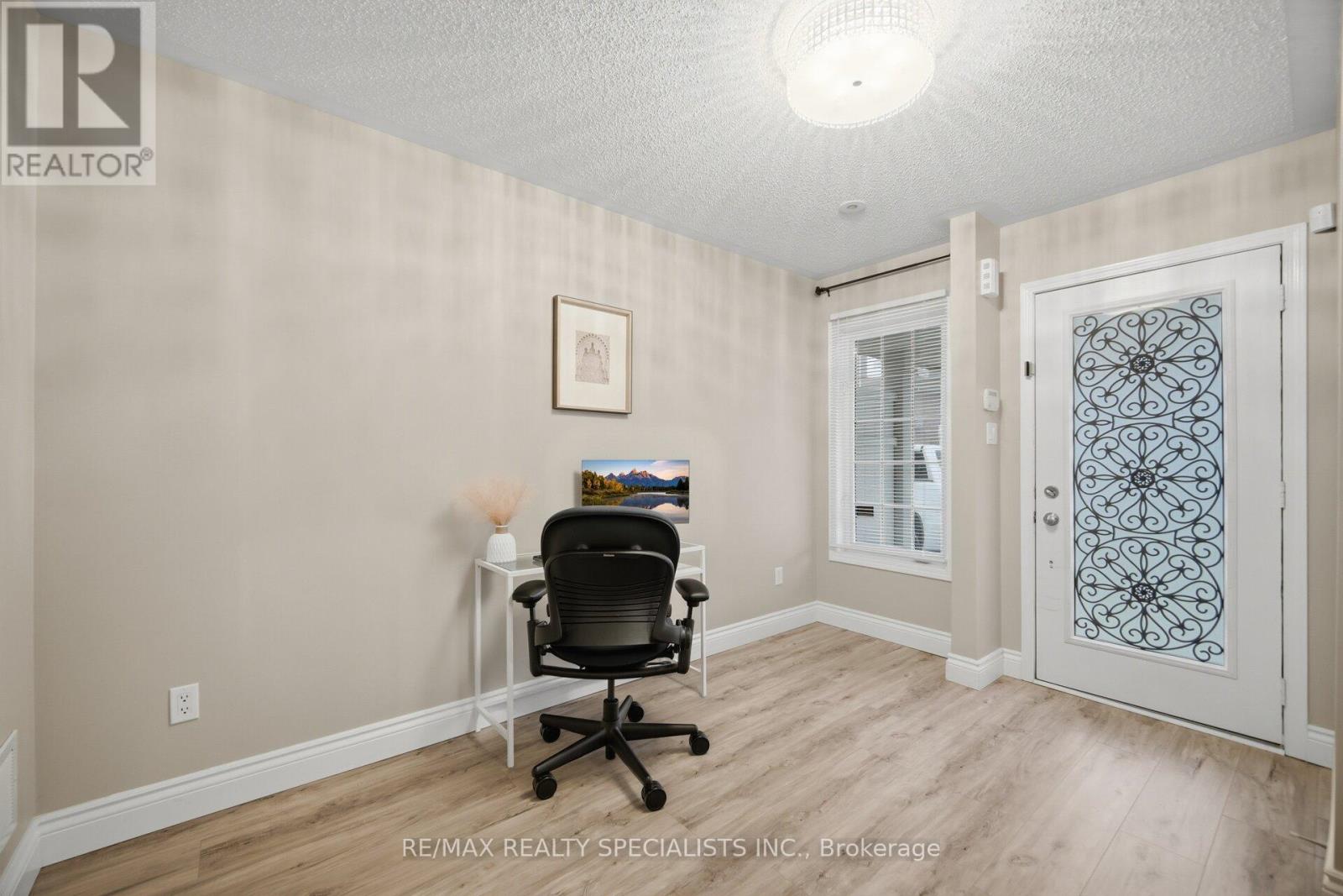 932 SPRAGUE PLACE - 7