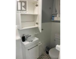 4 - 11 Donald Avenue, Toronto, ON M6M1J7 Photo 11