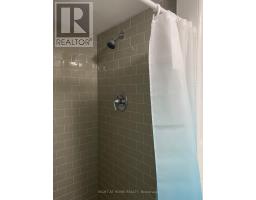 4 - 11 Donald Avenue, Toronto, ON M6M1J7 Photo 9