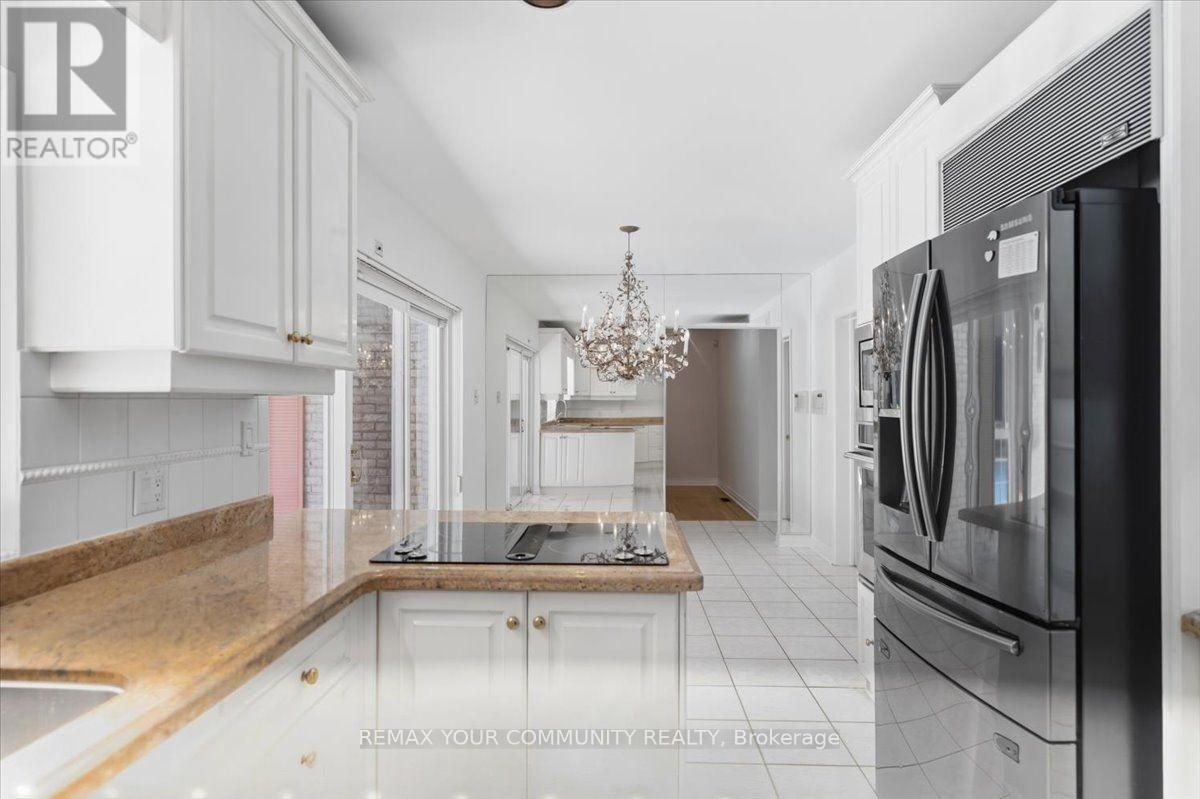 1528 KNARESWOOD DRIVE - 14