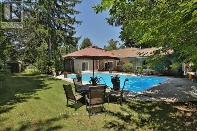 1528 KNARESWOOD DRIVE - 35