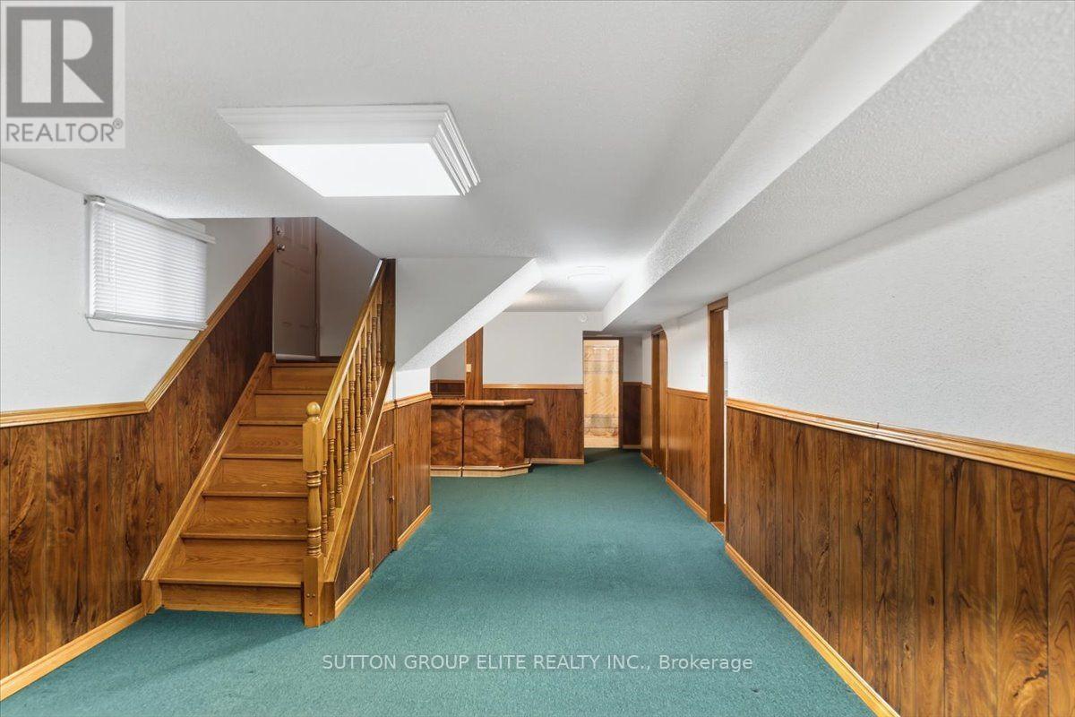1060 CLAREDALE ROAD - 24