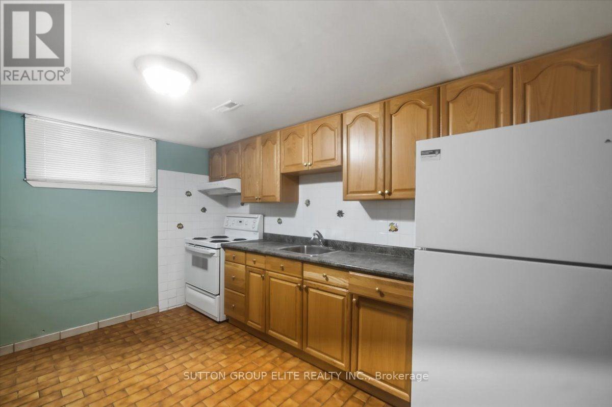 1060 CLAREDALE ROAD - 29