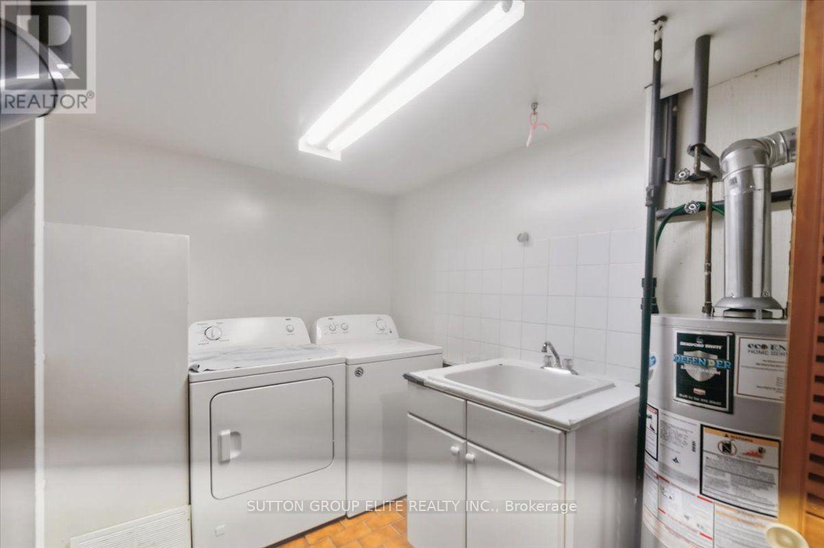 1060 CLAREDALE ROAD - 40
