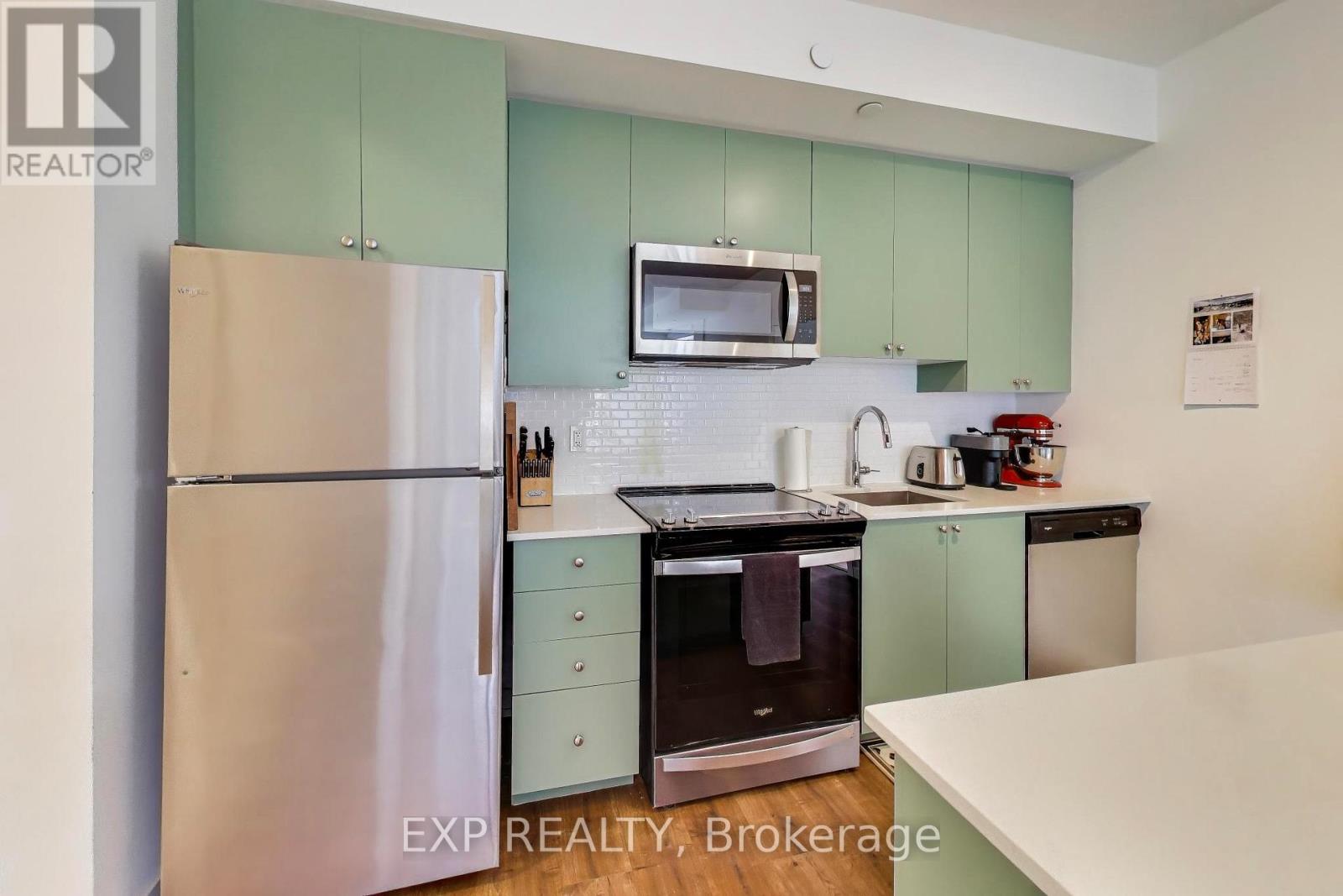#1106 10 WILBY CRESCENT - 16